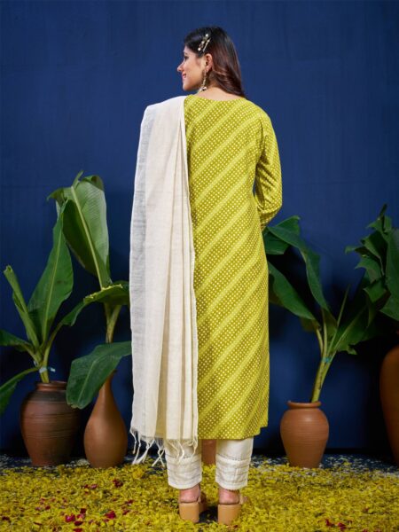 Parrot Fully Stitched Rayon Kurti Pant Dupatta Design No 1077 - Image 2