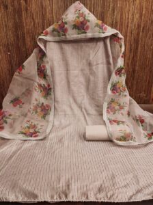 white Gadwal Crosshead Work With Organza Digital Print Dress Material - Image 2