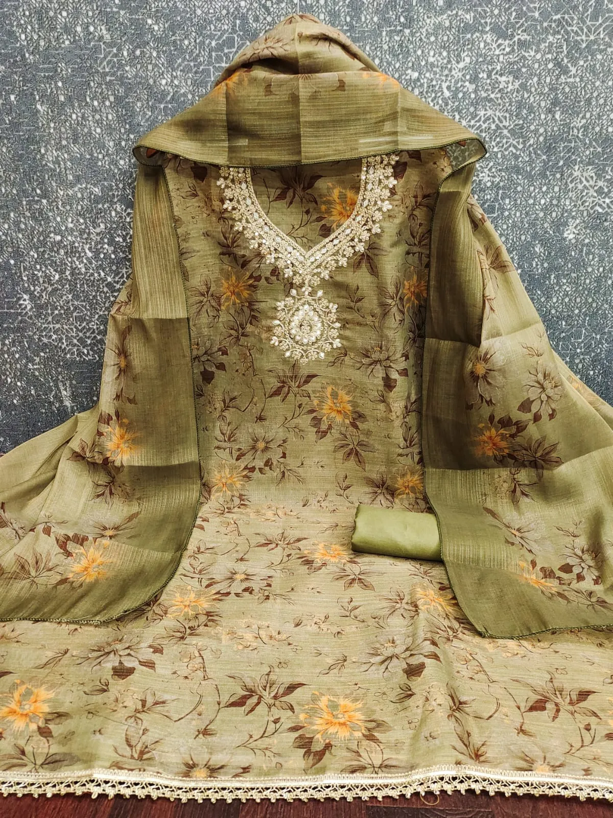 Design Number 1910