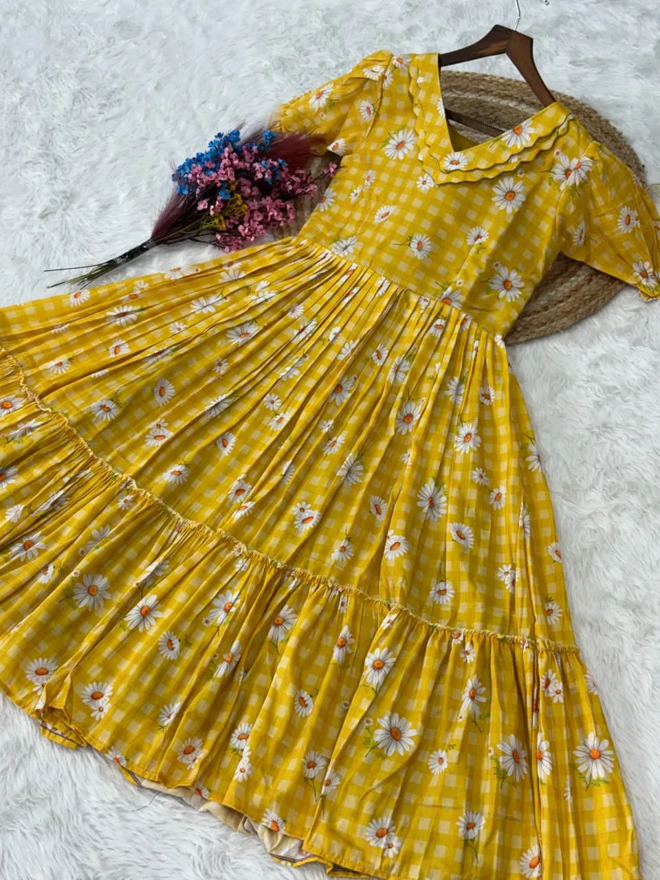 Design Number 1923 4