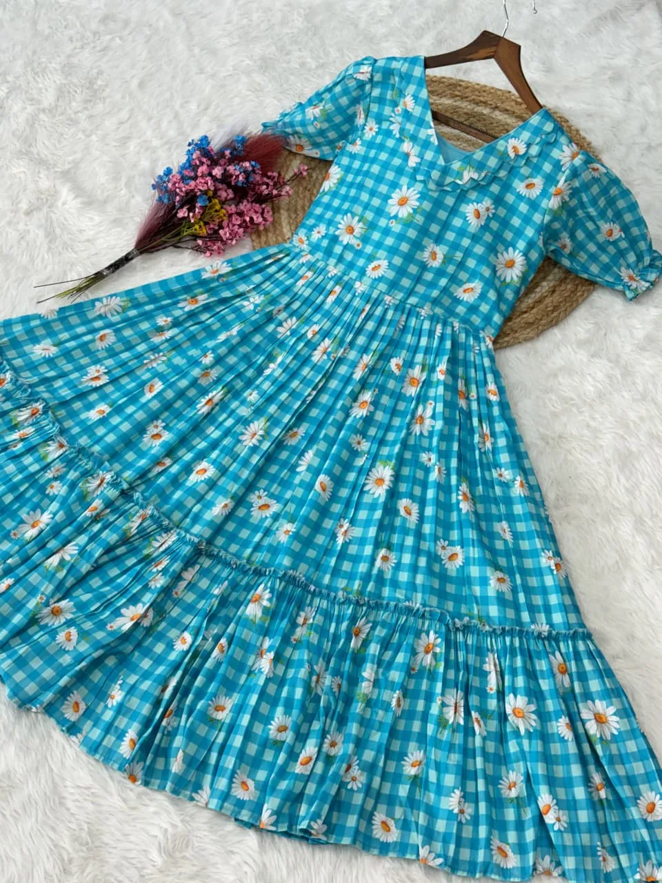 Design Number 1923 9