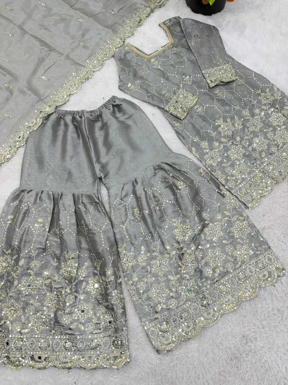 Design Number 1935 2