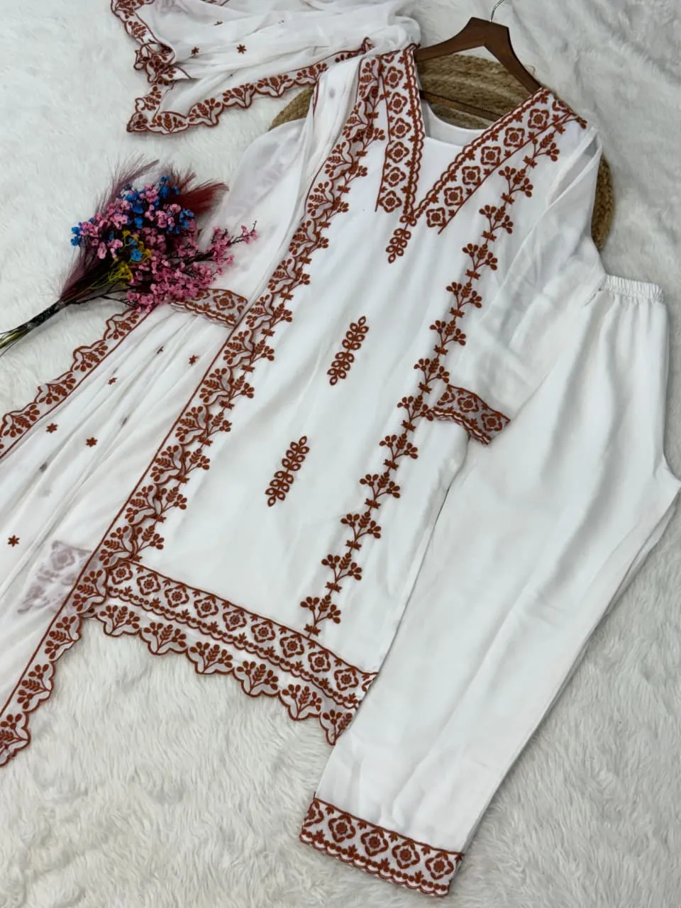 Design Number 1947 4
