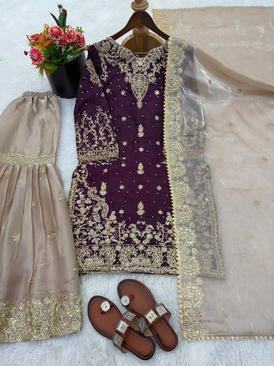 Design Number 1952 2